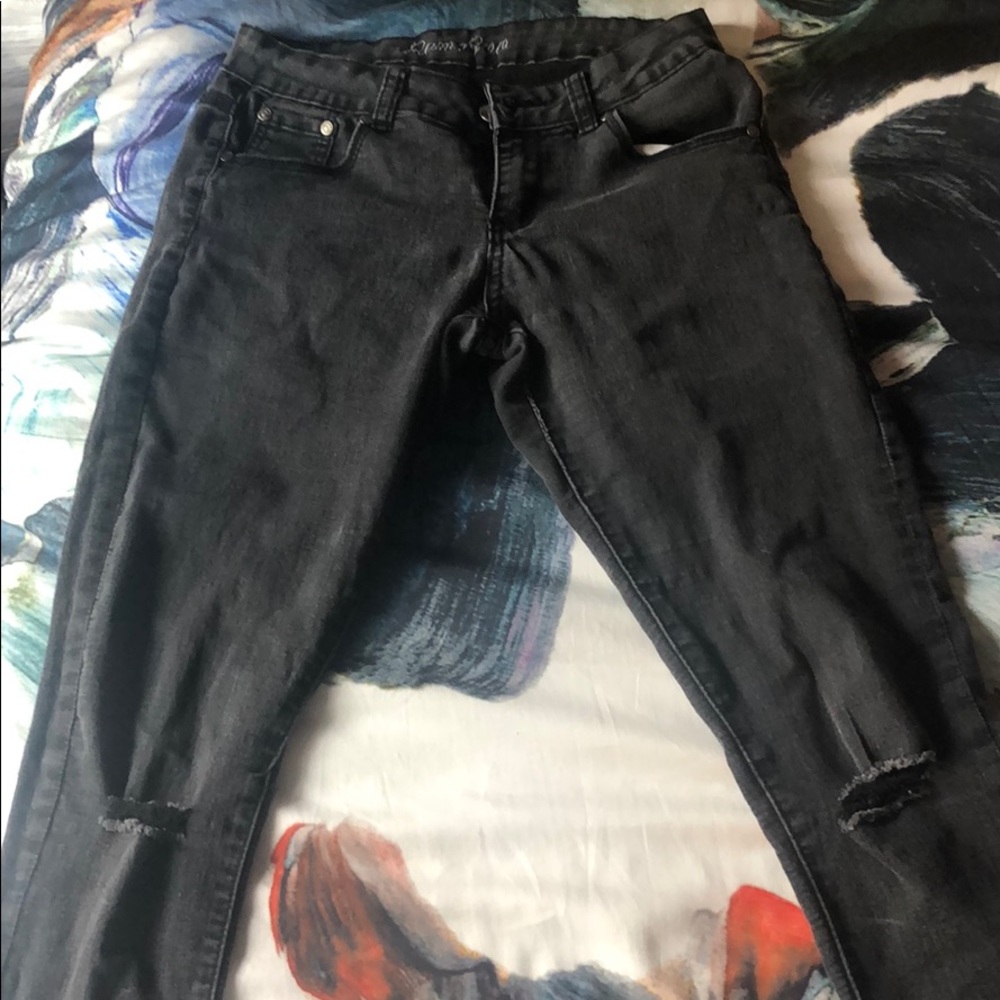 Ripped jeans